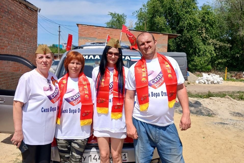 Трое жителей Дона удостоены нагрудного знака «Доброволец России»