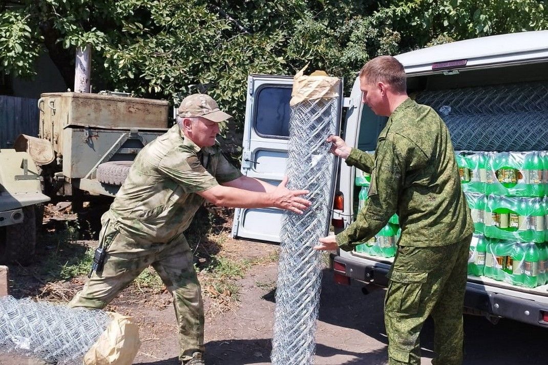Донские казаки доставили очередную партию помощи боевым товарищам из добровольческого батальона «Барс-18»