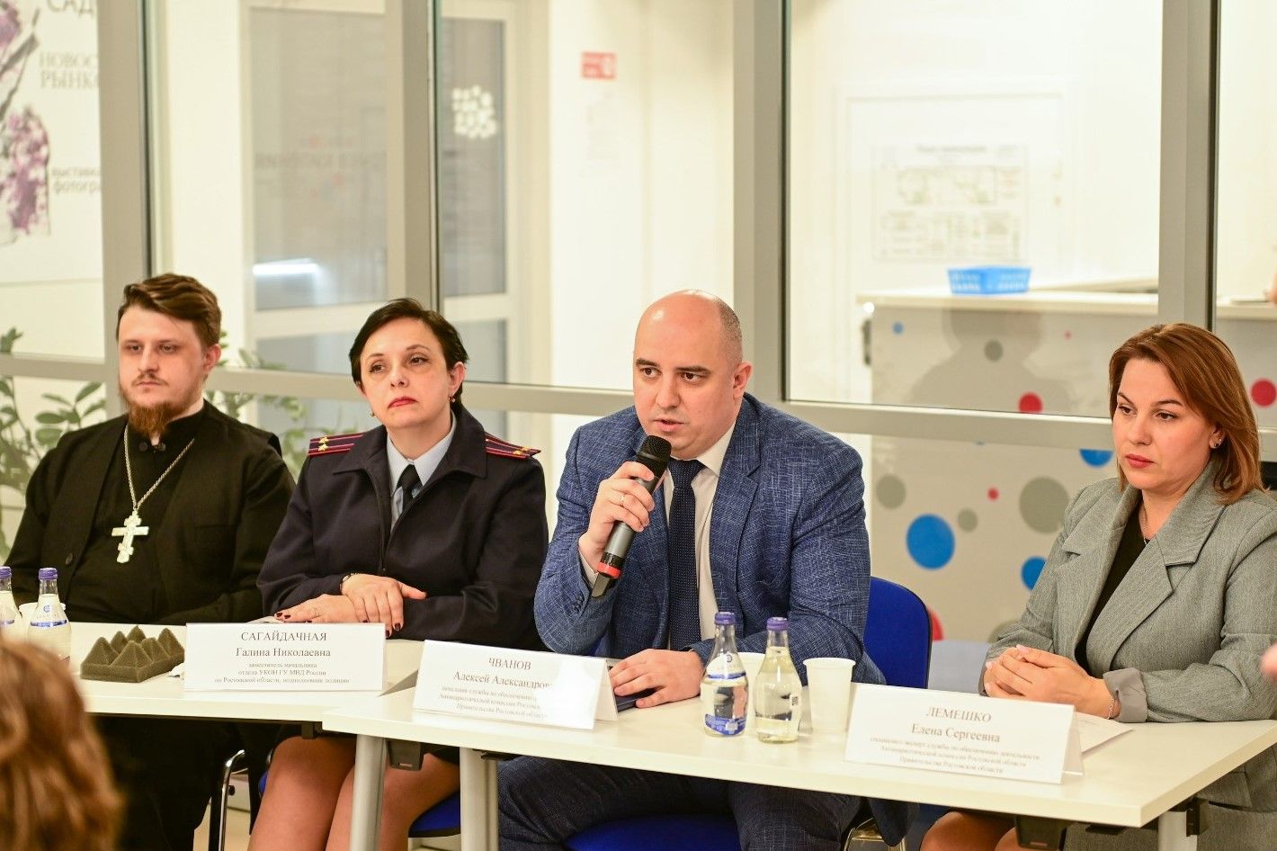 В донской столице прошли дебаты на тему «Наркомания: болезнь или слабость»