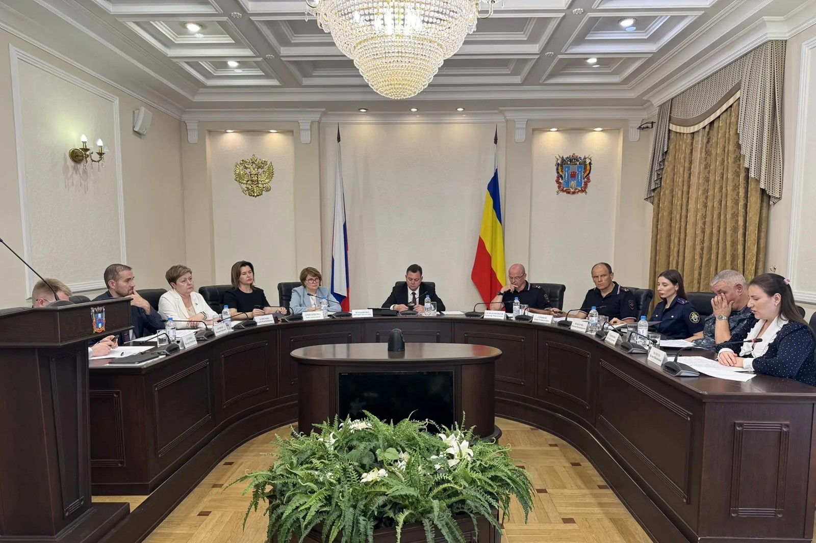 В Ростовской области предлагается ужесточить ответственность родителей, разрешающих детям садиться за руль мототранспорта