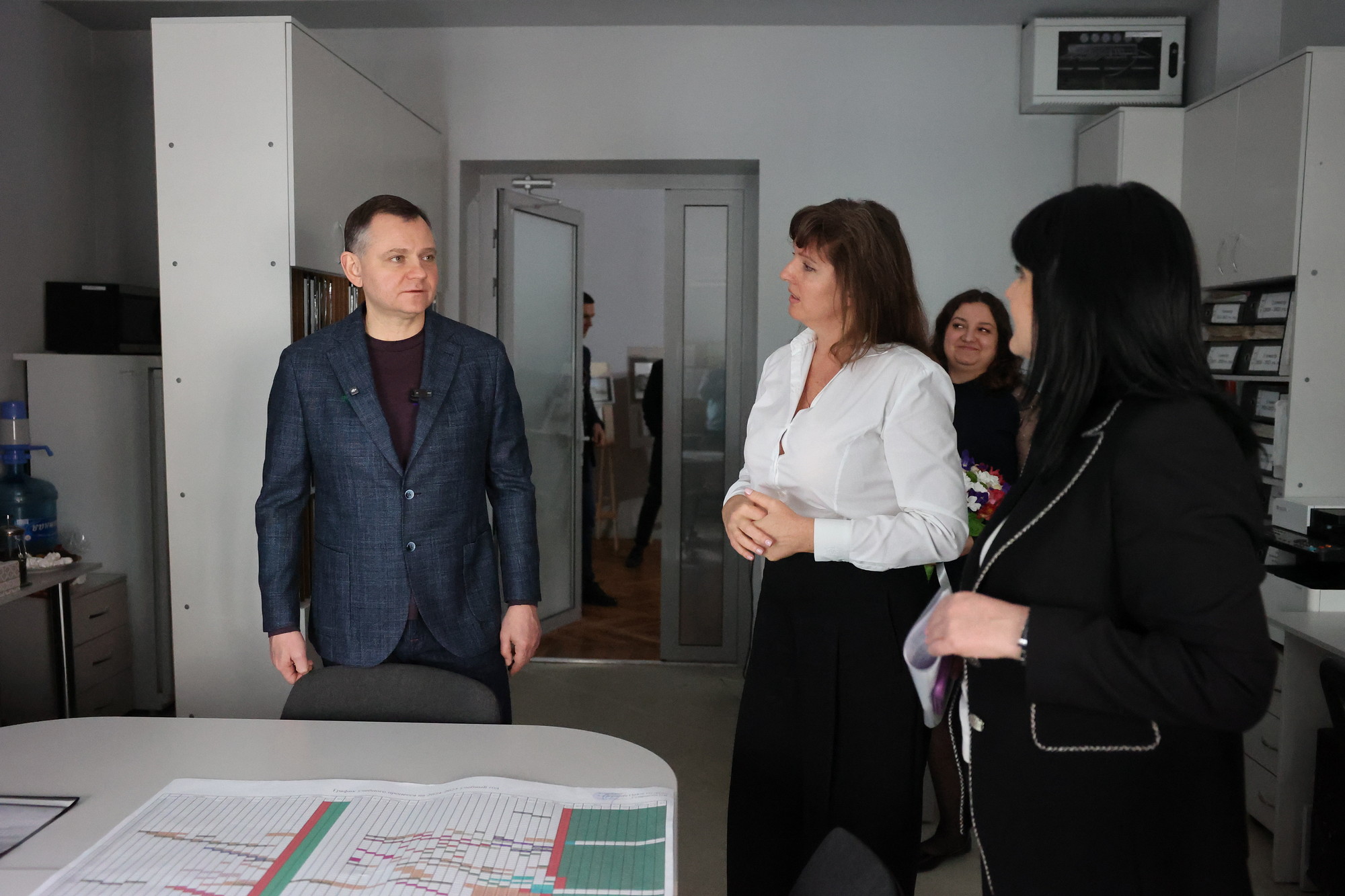 Юрий Слюсарь обсудил со студентами возможности трудоустройства на Дону