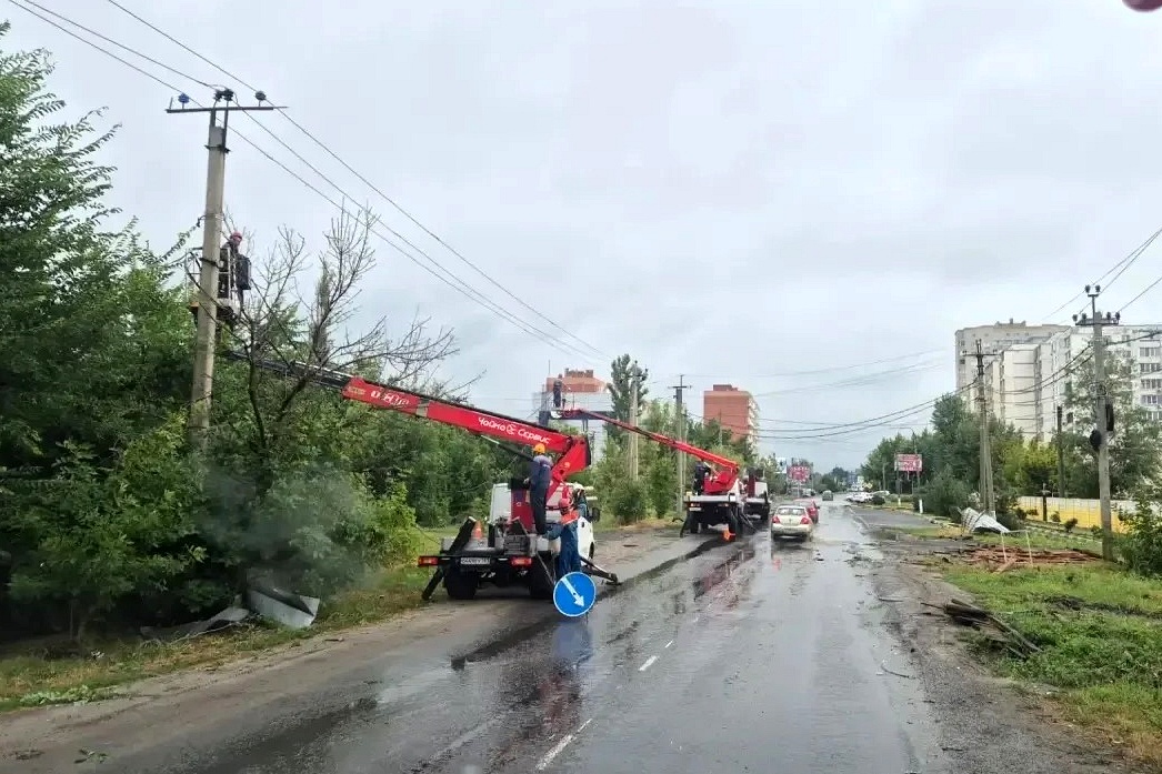 В Ростовской области продолжается активная работа по ликвидации последствий разгула стихии