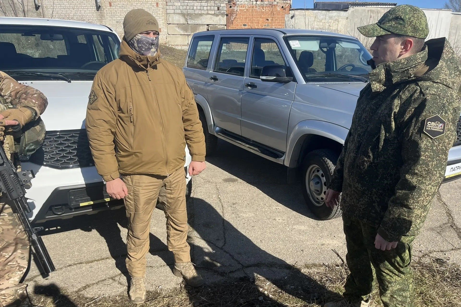 Очередная партия военно-технической помощи передана бойцам отряда «Ростов»
