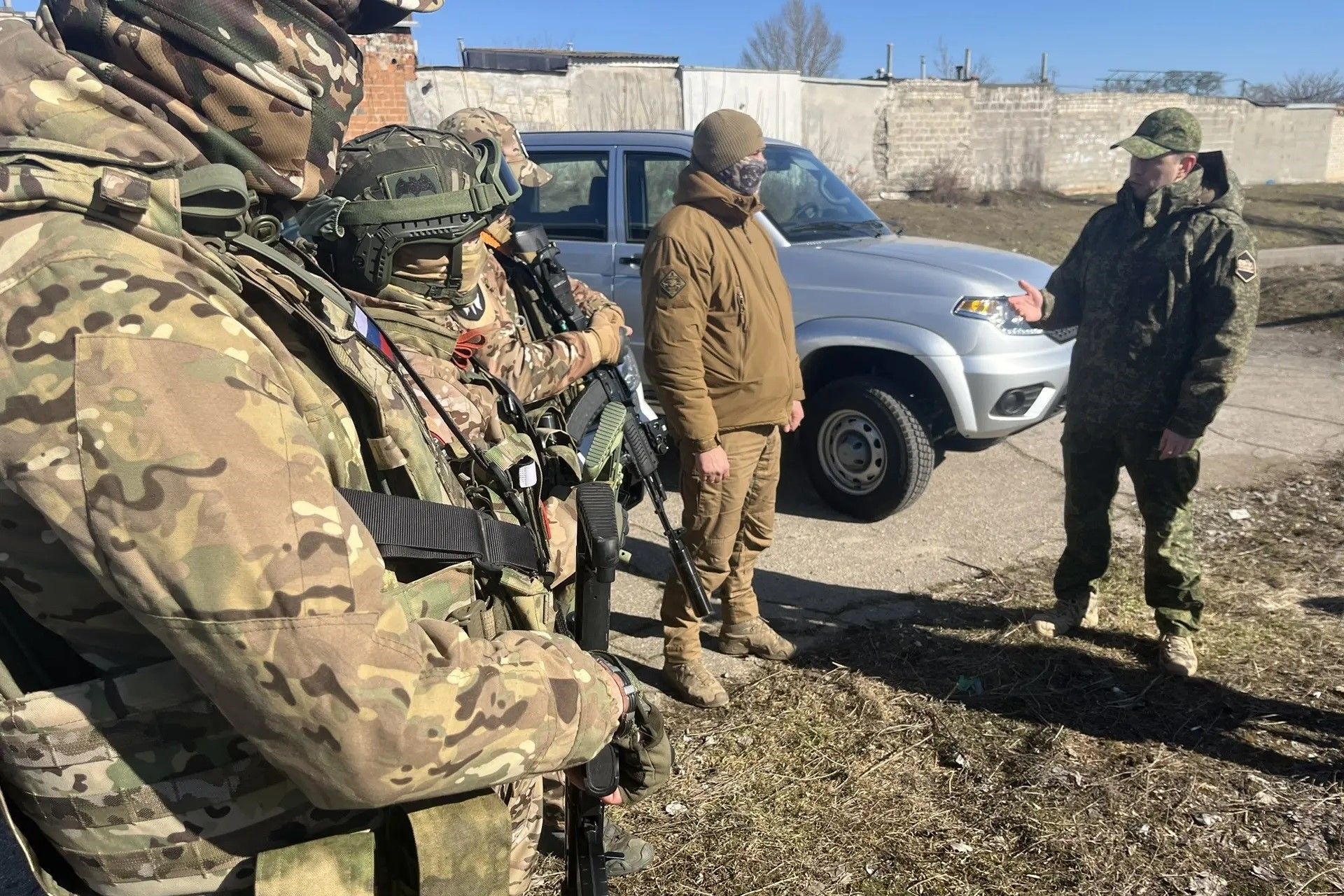 Очередная партия военно-технической помощи передана бойцам отряда «Ростов»