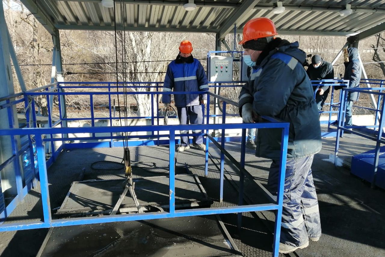 На водозаборных сооружениях Ростова запустили новую установку для нейтрализации запаха воды