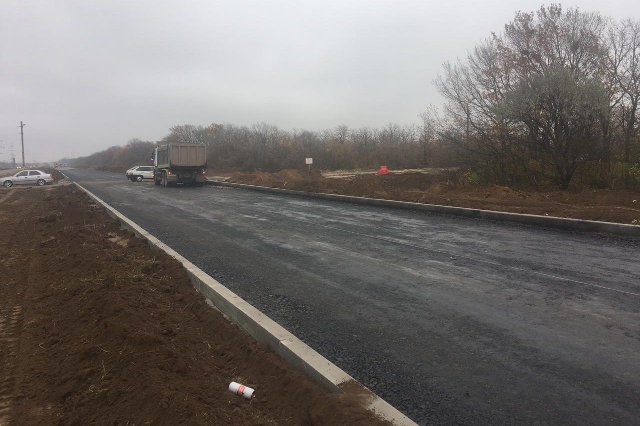 В Волгодонске продолжается реконструкция подъездной дороги к Ростовской АЭС