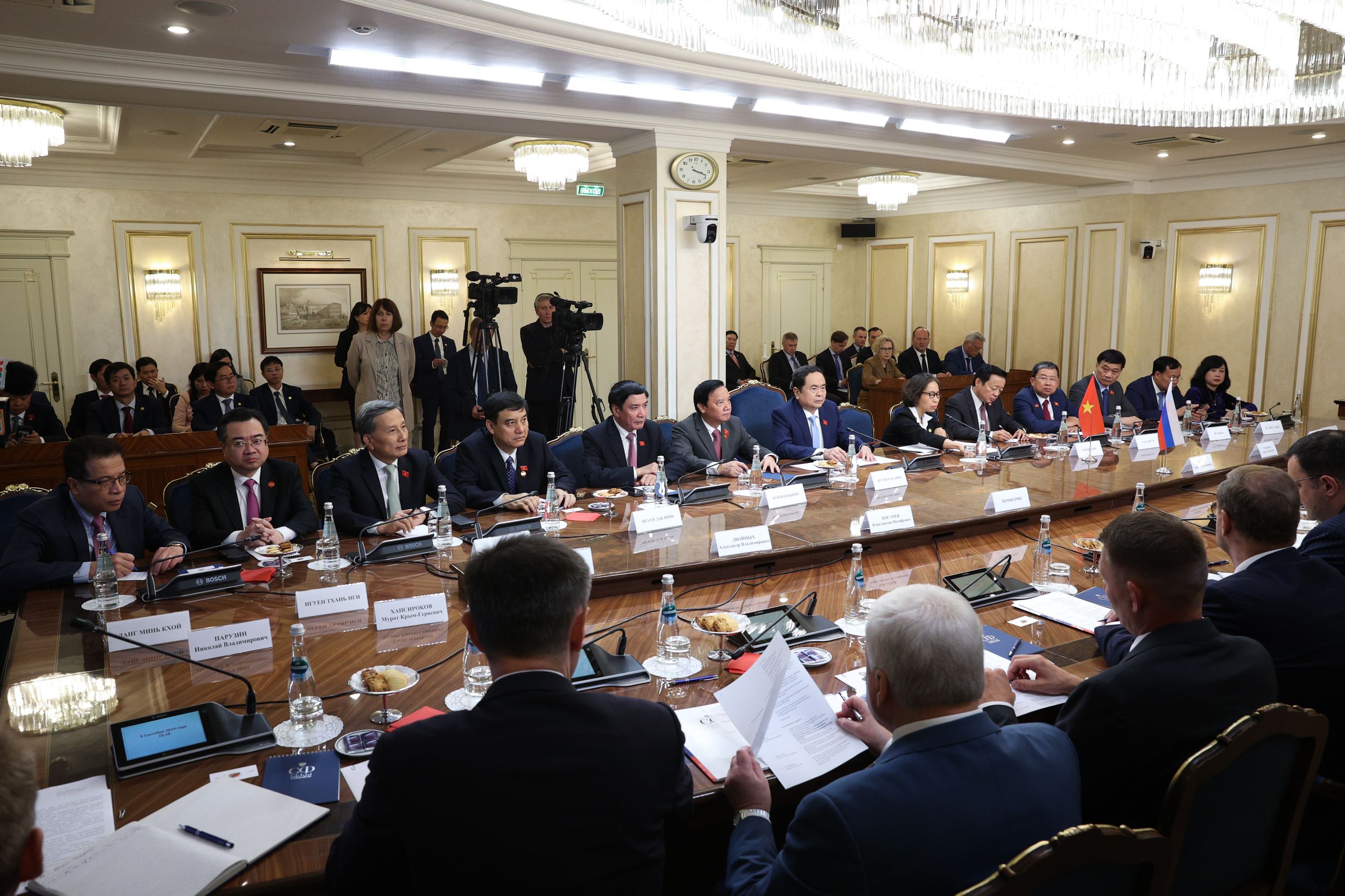 Подписание соглашения  о сотрудничестве между Правительством Ростовской области и народным комитетом провинции Бариа-Вунгтау (Вьетнам)