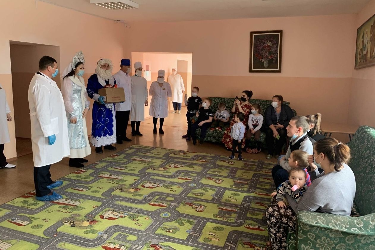 На Дону продолжается Всероссийская акция «Новый год в каждый дом»