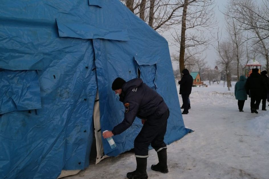 Безопасность обрядовых купаний в Крещенскую ночь обеспечивали около 1,5 тысячи спасателей