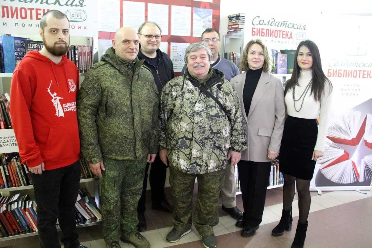 В Ростовской области открыта третья экспозиция с книгами для бойцов и командиров, находящихся на излечении